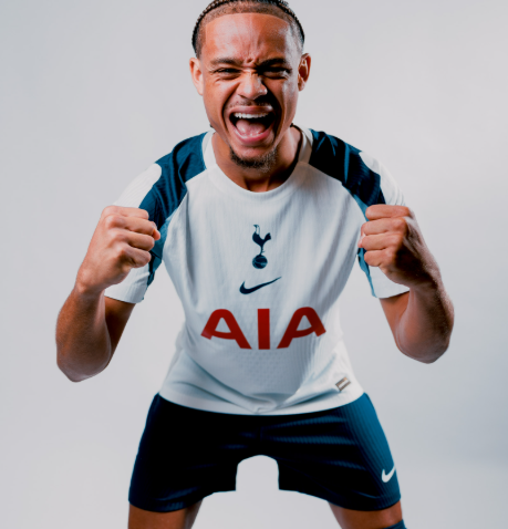 Totenhem predstavio skupocjenog Simonsa