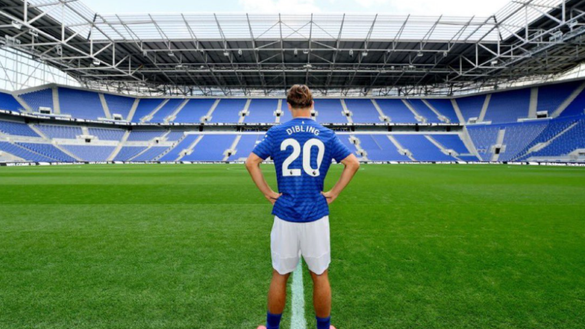 Tajler Dibling zvanično među 'Karamelama'