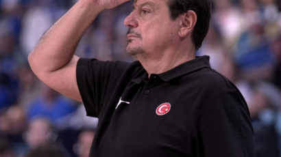 Ergin Ataman: Najbolji smo, bez poraza, i moramo da igramo u 12 sati? (VIDEO)