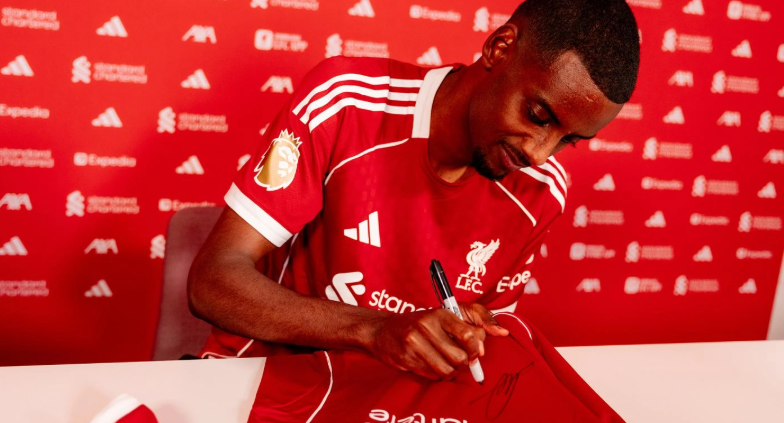 Isak dočekao da se obrati navijačima Liverpula: Osjećaj je nevjerovatan, želim da budem dio istorije kluba