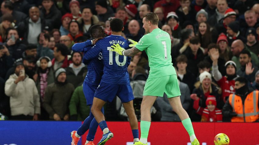 Kakva glupost Idrise Gana Geja! (VIDEO)