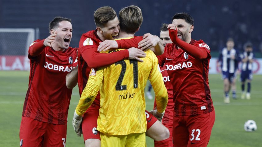 Frajburg produžio agoniju Borusije Menhengladbah