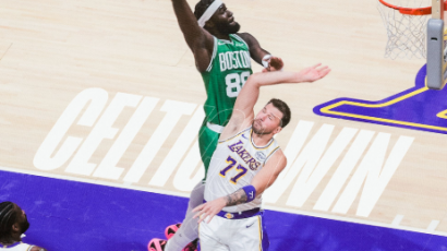 Boston razigran u ‘gradu anđela’, Niksi slavili u vjetrovitom Čikagu