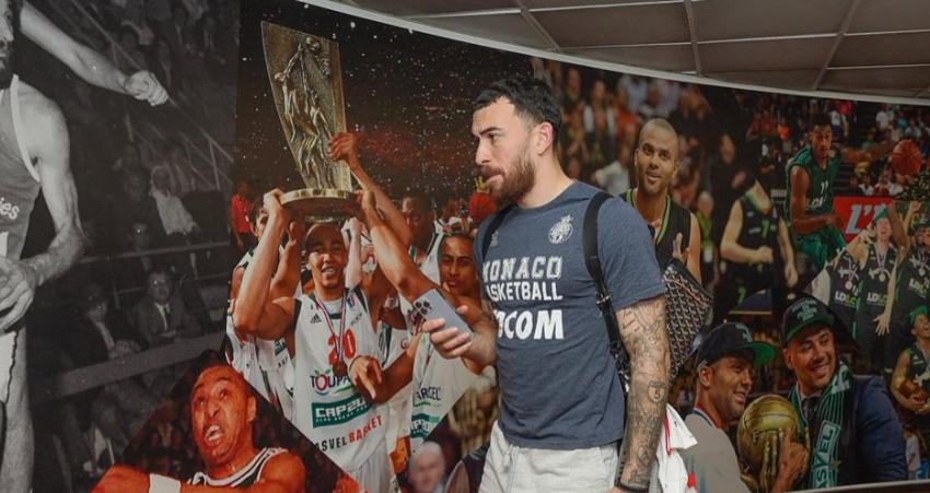 Džejms bira, Barselona poslala ponudu