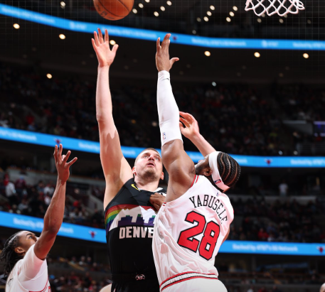 Tripl-dabl Jokića, Denver slavio u 'vjetrovitom gradu'