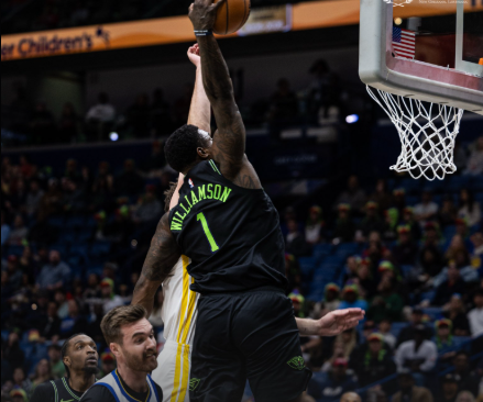 Pelikansi pokorili 'ratnike', Baksi šokiali Spolstru, Boston lako sa desetkovanim Sansima