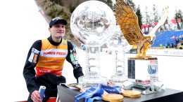 Lindvikov let nad Planicom, Prevcu Mali krisalni globus