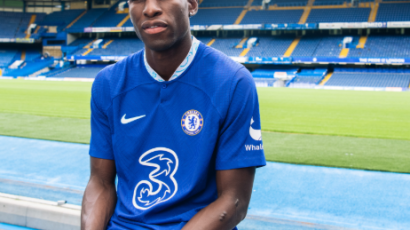 Nikolas Džekson gleda ka Birmingemu?