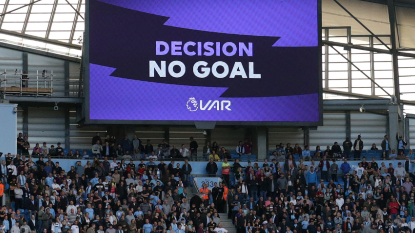 Sudije u Premijer ligi griješe više nego prethodne sezone