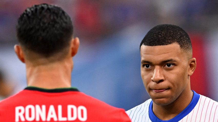 Mbape ide stopama Ronalda - večeras slavi jubilej i ide ka novom "pićićiju", ali ima isti problem kao i Portugalac