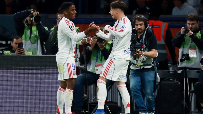 Lion zaustavio šampiona na "Parku prinčeva" - Bulatovićev Lans nastavlja trku za titulu