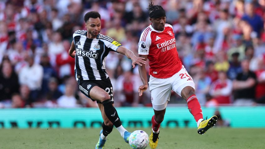 Arsenal se oporavio, Njukasl pao na "Emirejtsu"