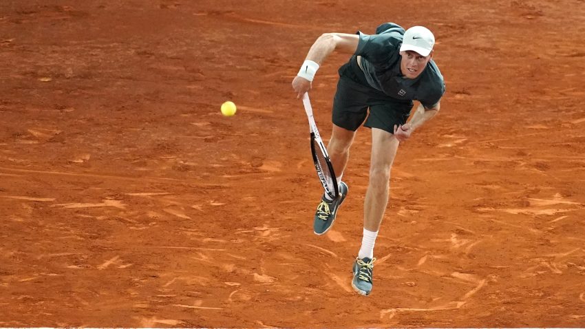 Siner prvi polufinalista Madrida