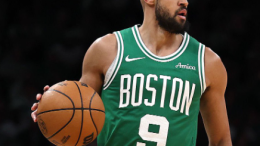 Derik Vajt dobio nagradu 'Džo Dumars'