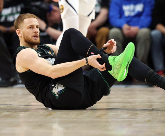 Donte DiVinćenco doživio najtežu moguću povredu (VIDEO)