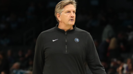 Kris Finč kivan na sudije: Mnogo je 16 bacanja za jednog čovjeka