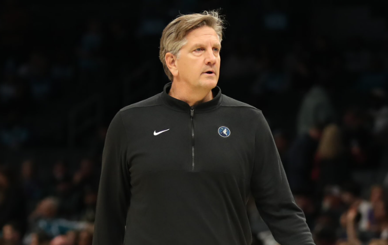 Kris Finč kivan na sudije: Mnogo je 16 bacanja za jednog čovjeka