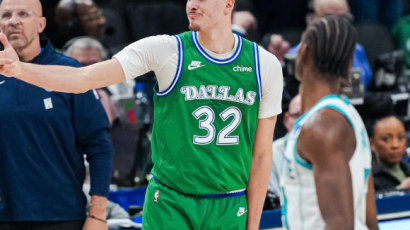 Kuper Fleg rame uz rame sa najvećim svih vremena