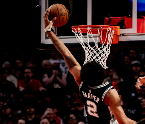 San Antonio obrisao -15 u Moda Centru i vratio brejk