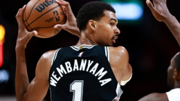 Viktor Vembanjama jednoglasno izabran za najboljeg defanzivca