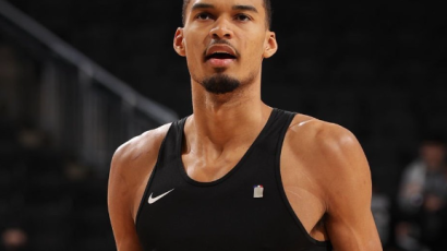 Viktor Vembanjama igra povrijeđen zbog MVP trofeja