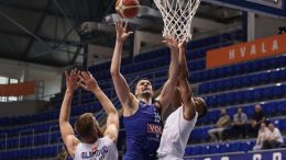 Budućnost lagano do finala