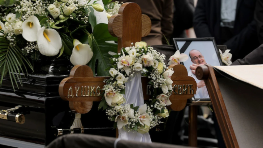 Sahranjen Duško Vujošević