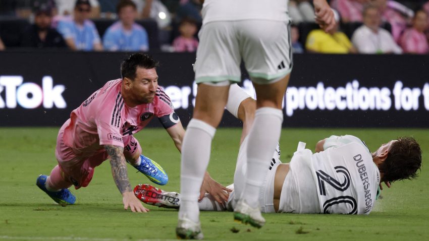 Ne pomažu ni Mesijeve majstorije: Inter vodio 3:0 pa izgubio 3:4 (video)